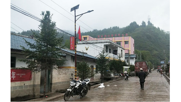 四川涼山雷波縣led太陽能路燈