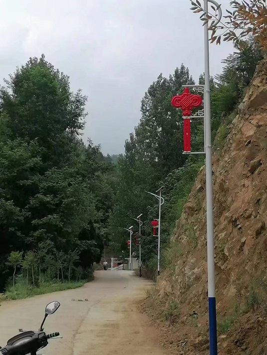 正翔太陽(yáng)能路燈