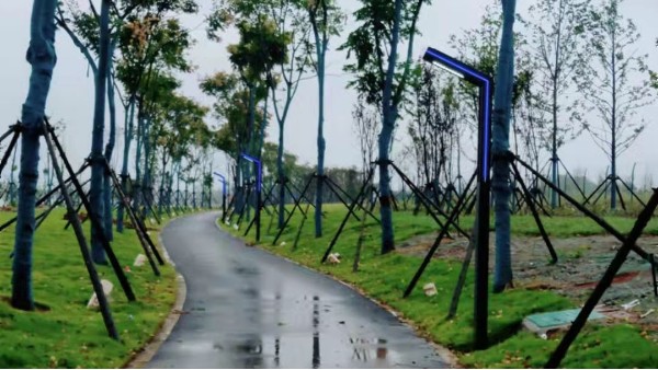 湖南常德陽(yáng)明湖景區(qū)LED景觀燈安裝